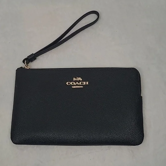 Coach Pebble Black Wristlet - Picture 11 of 12
